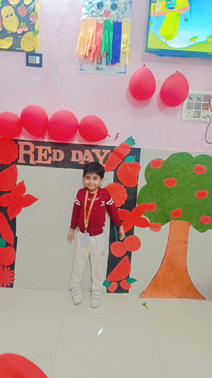 Little buds Play school photo 3