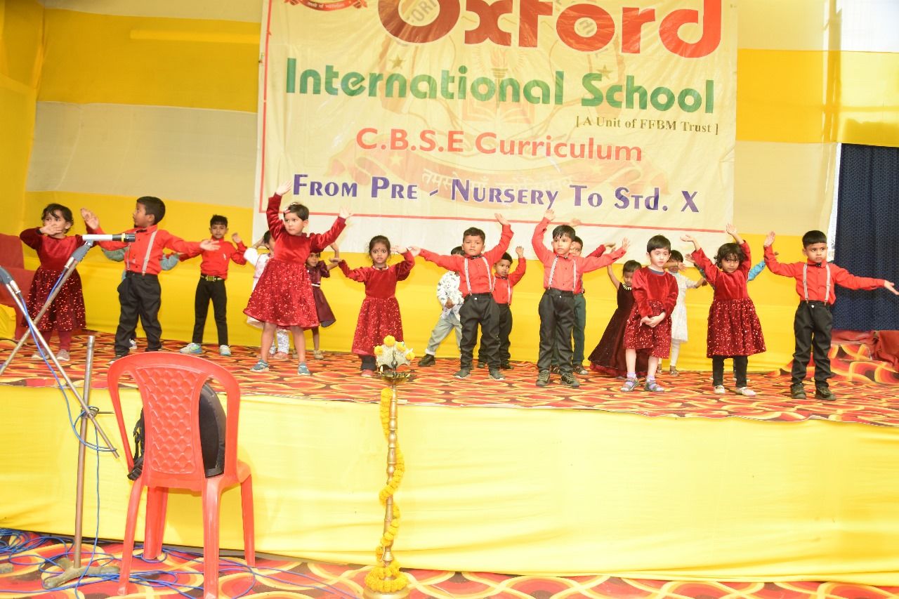OXFORD INTERNATIONAL SCHOOL cover